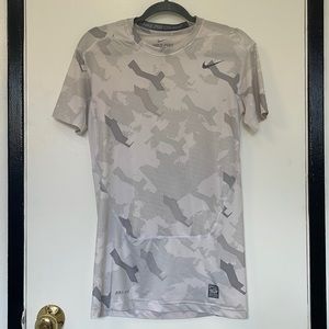 NIKE Pro Combat Compression Shirt Size: L